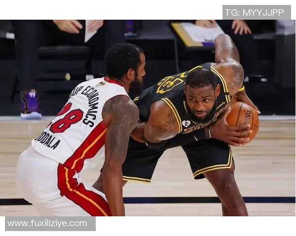 湖人对阵热火第五场精彩回放第四节全景分析与精彩瞬间回顾 湖人对阵热火第五场精彩回放第四节全景分析与精彩瞬间回顾